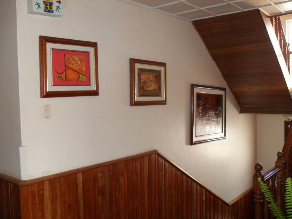Volunteer House Hotel Quito Exterior foto